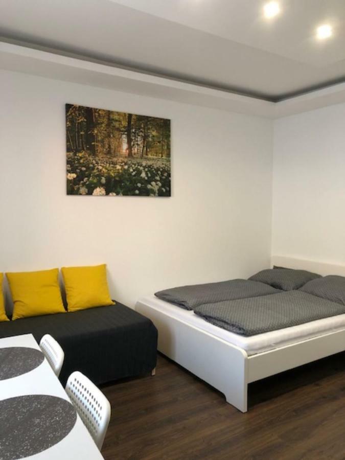 Eden Apartman *