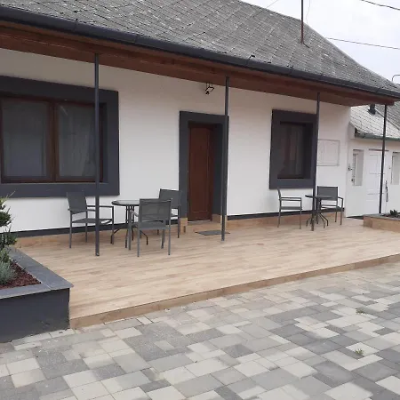 Eden Apartman Apartment Hajduszoboszlo Exterior photo